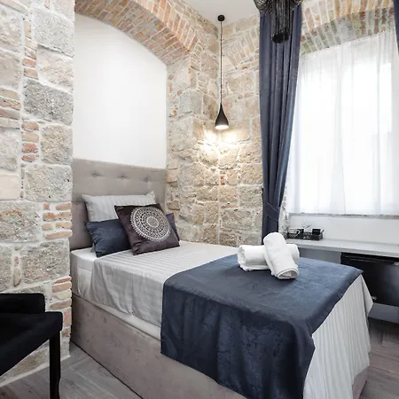 Avangarde Luxury Gasthof 3*