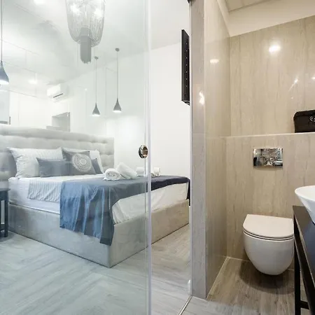 Avangarde Luxury 3* Split